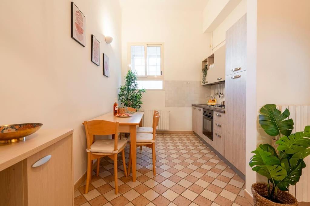 Oasi Corso Italia Apartment Bari Exterior photo